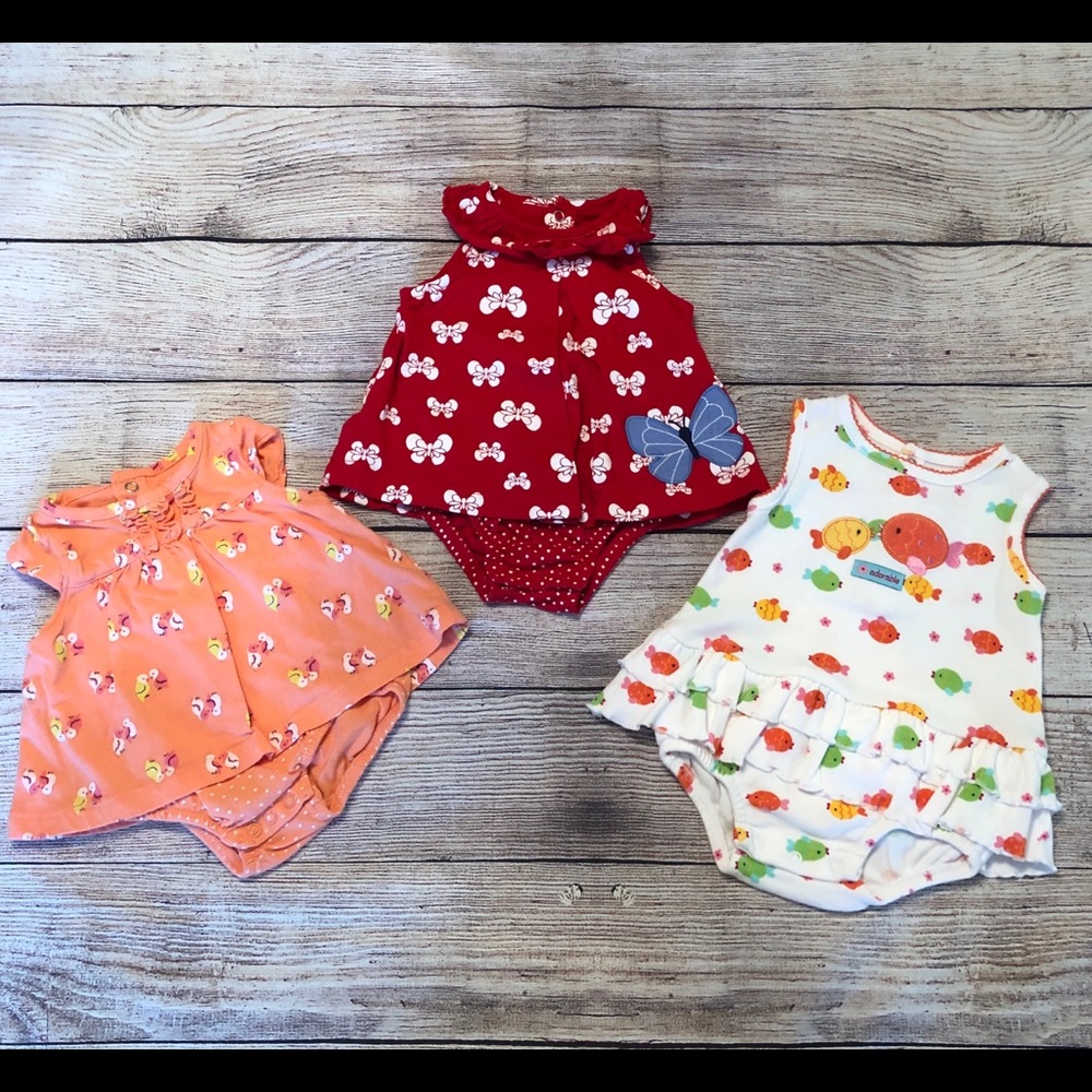 (20% OFF 4+)A60 Carter’s infant rompers 0-3mos